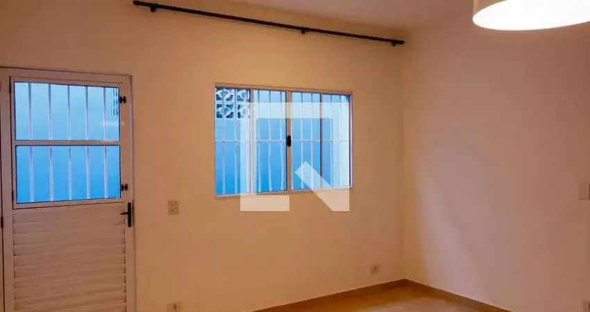 Casa para Aluguel - Santa Maria, 1 Quarto,  49 m² - Osasco