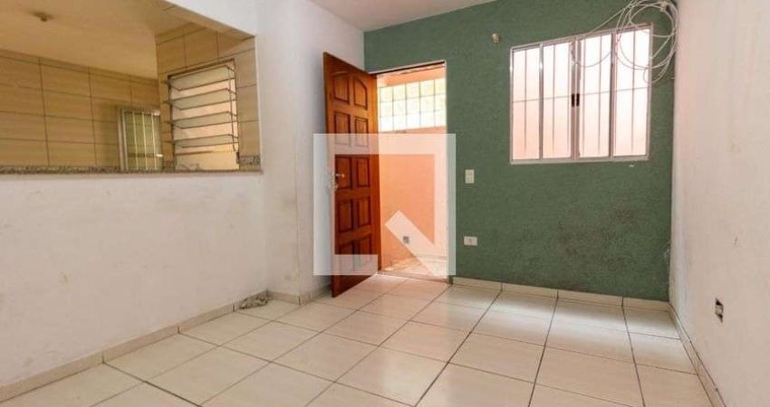 Casa para Aluguel - Butantã, 2 Quartos,  42 m² - São Paulo