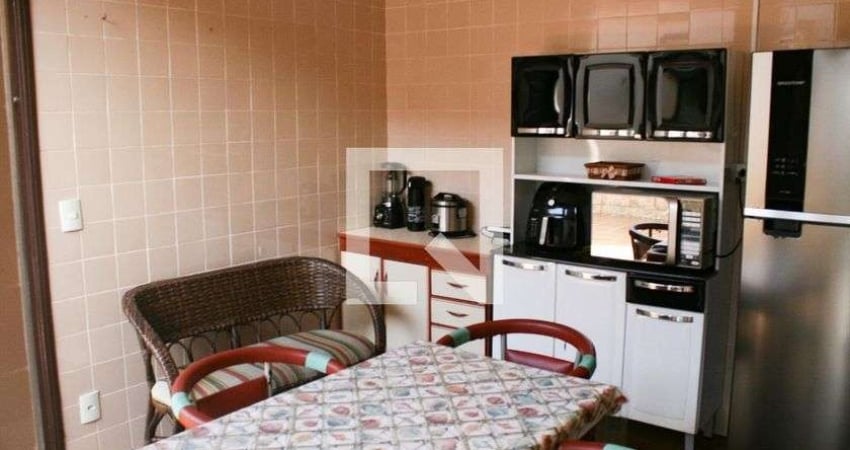 Kitnet / Stúdio para Aluguel - Vilamar, 2 Quartos,  30 m² - Praia Grande
