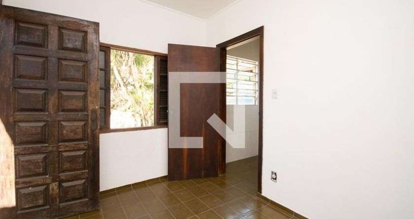 Casa para Aluguel - Jardim Marajoara , 2 Quartos,  45 m² - São Paulo