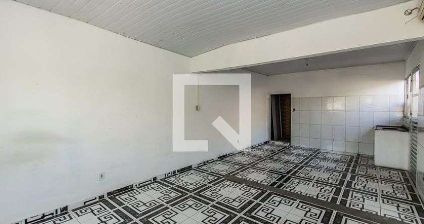 Casa para Aluguel - Ermelino Matarazzo, 1 Quarto,  70 m² - São Paulo