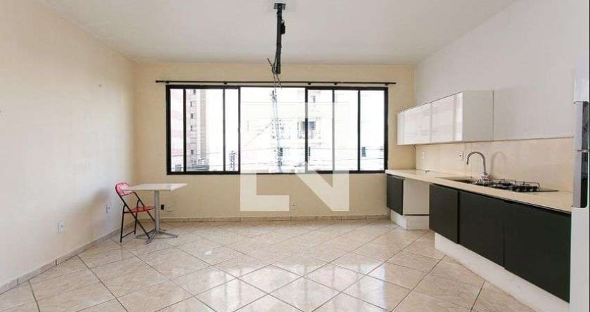 Casa para Aluguel - Tatuapé, 1 Quarto,  45 m² - São Paulo