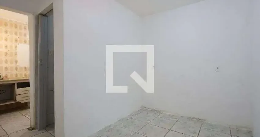 Casa para Aluguel - Jardim Primavera, 1 Quarto,  30 m² - São Paulo