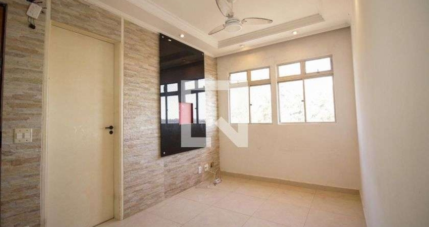 Apartamento para Aluguel - Jardim Santa Teresinha, 2 Quartos,  48 m² - São Paulo