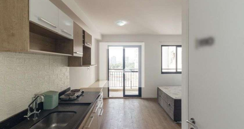 Casa / Sobrado em Condomínio para Aluguel - Centro, 1 Quarto,  25 m² - São Paulo