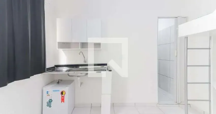 Kitnet / Stúdio para Aluguel - Jardim Éster Yolanda, 1 Quarto,  20 m² - São Paulo