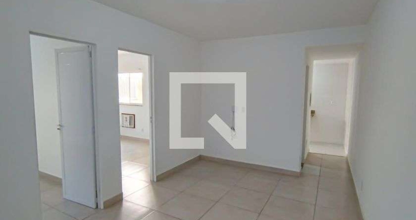 Apartamento para Aluguel - Taquara, 2 Quartos,  53 m² - Rio de Janeiro