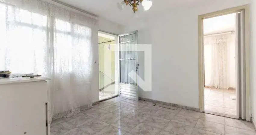 Casa para Aluguel - Jardim Nossa Senhora do Carmo, 2 Quartos,  75 m² - São Paulo