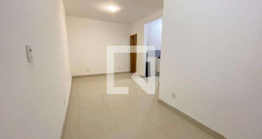 Kitnet / Stúdio para Aluguel - Carlos Prates, 1 Quarto,  25 m² - Belo Horizonte