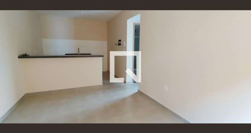 Casa para Aluguel - Pernambues, 2 Quartos,  130 m² - Salvador