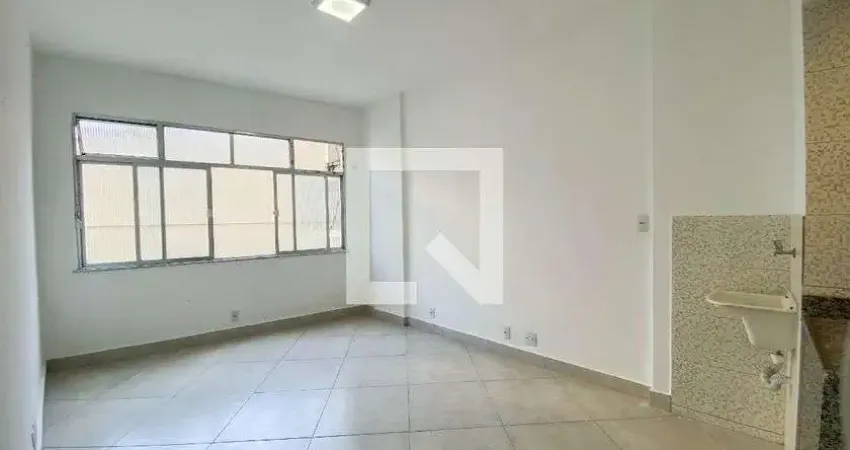 Kitnet / Stúdio para alugar na Rua da Relação, Centro, Rio de Janeiro