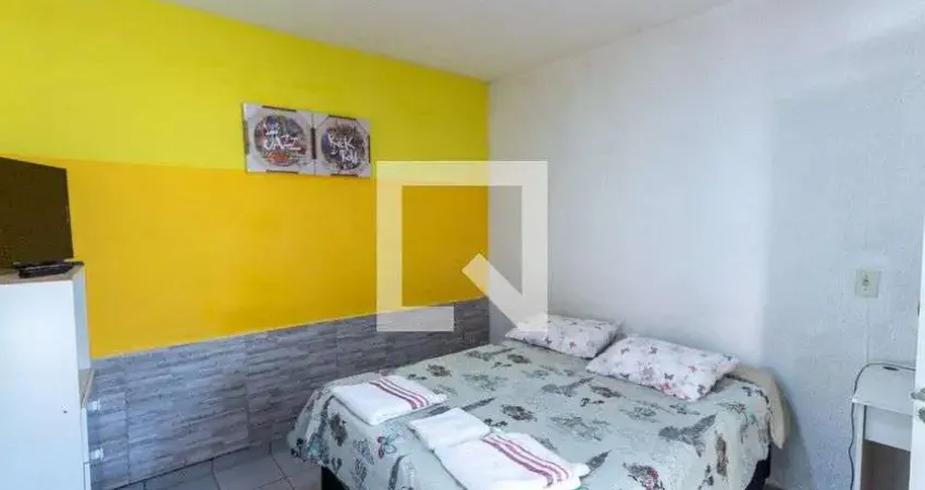 Casa para Aluguel - Ermelino Matarazzo, 1 Quarto,  35 m² - São Paulo