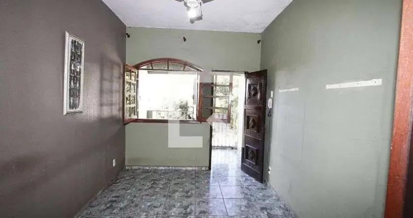 Casa para Aluguel - Betânia, 3 Quartos,  150 m² - Belo Horizonte