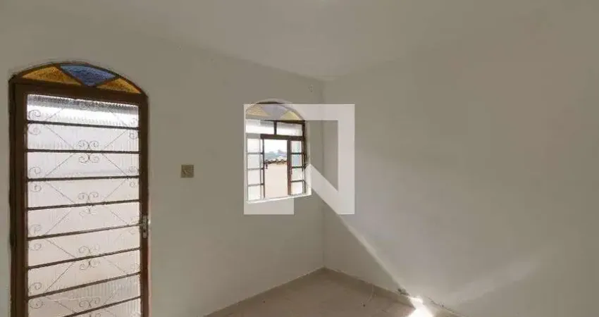 Casa para Aluguel - Glória, 2 Quartos,  100 m² - Belo Horizonte