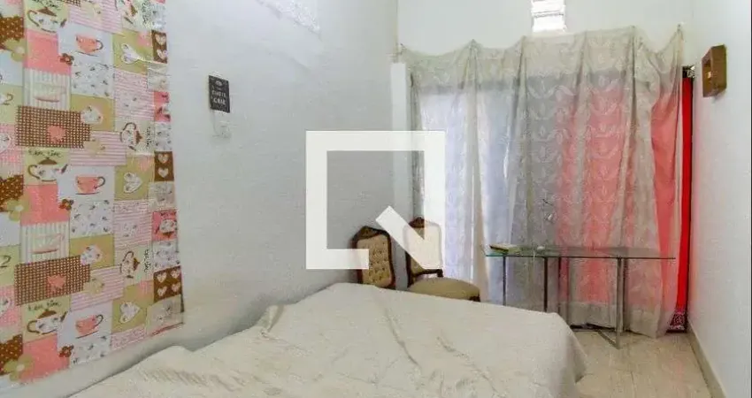 Casa / Sobrado em Condomínio para Aluguel - Jardim Avelino , 1 Quarto,  12 m² - São Paulo