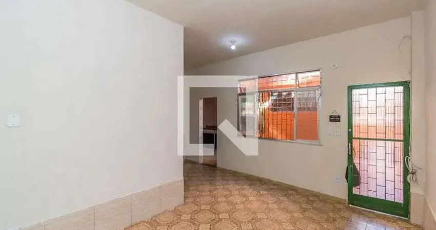 Casa para Aluguel - Irajá, 2 Quartos,  97 m² - Rio de Janeiro