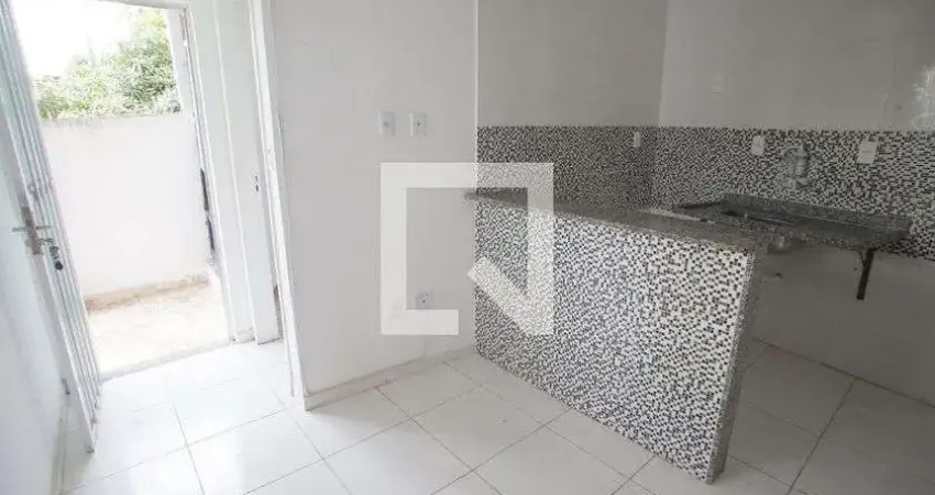 Apartamento para Aluguel - Freguesia , 2 Quartos,  25 m² - Rio de Janeiro