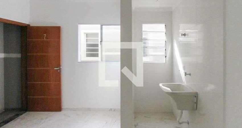 Apartamento para Aluguel - Jardim Santa Teresinha, 2 Quartos,  30 m² - São Paulo