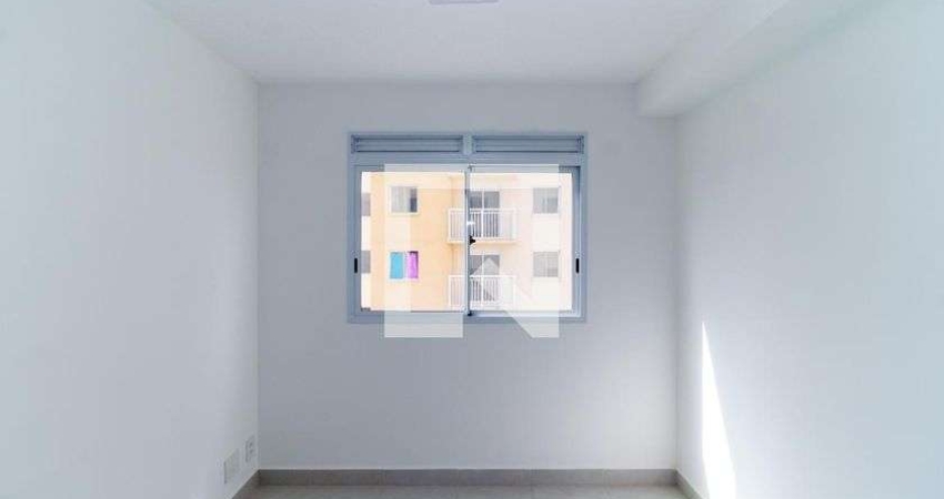 Apartamento para Aluguel - São Rafael, 2 Quartos,  32 m² - São Paulo