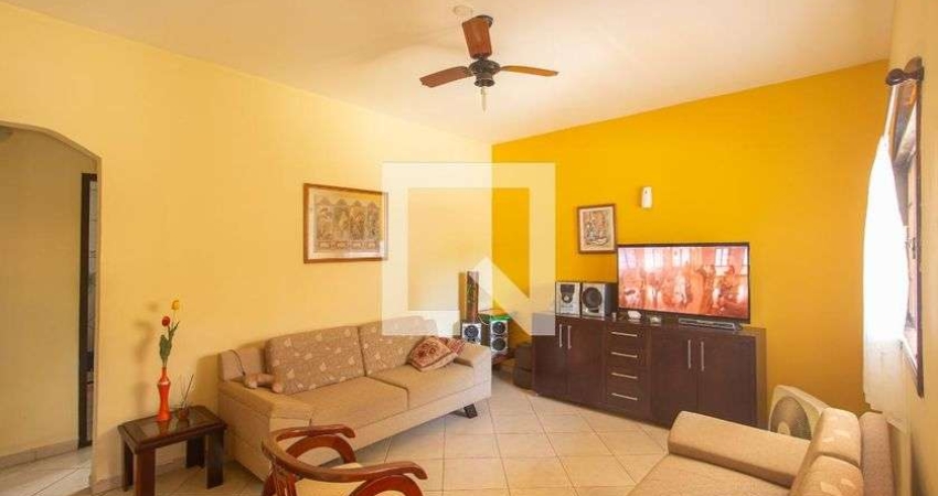 Casa para Aluguel - Guaratiba, 2 Quartos,  120 m² - Rio de Janeiro
