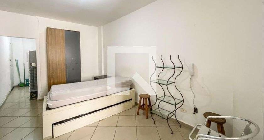 Kitnet / Stúdio para Aluguel - Liberdade, 1 Quarto,  30 m² - São Paulo