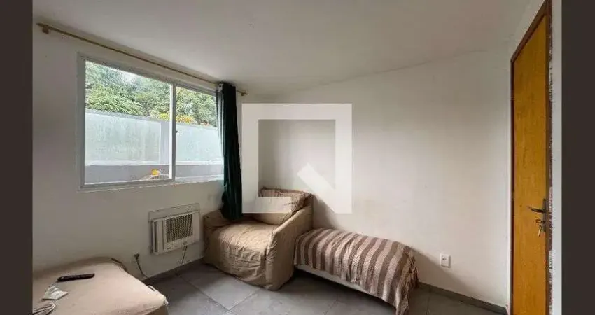 Apartamento para Aluguel - Vargem Grande, 2 Quartos,  65 m² - Rio de Janeiro