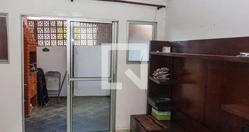 Casa para Aluguel - Rio Bonito, 3 Quartos,  120 m² - São Paulo