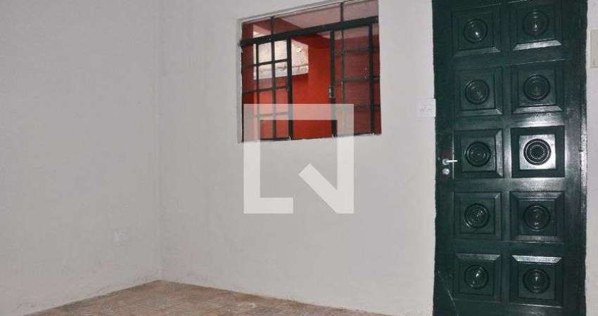 Casa para Aluguel - Jardim Marisa, 1 Quarto,  150 m² - São Paulo