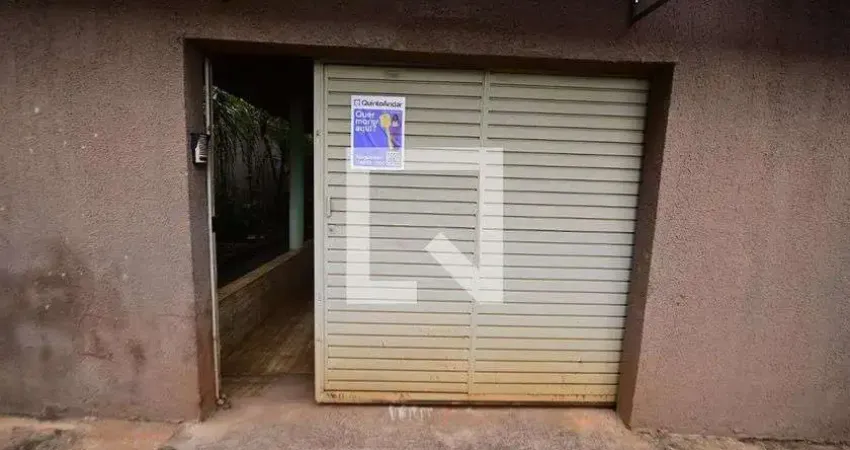 Casa para Aluguel - Residencial Recanto do Bosque, 4 Quartos,  150 m² - Goiânia