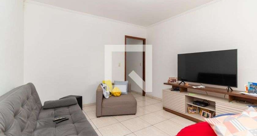 Casa para Aluguel - Cidade Lider, 4 Quartos,  180 m² - São Paulo