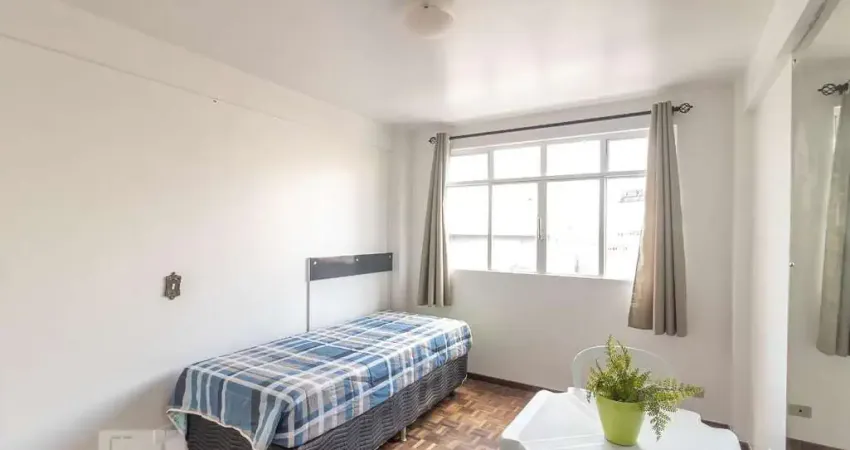 Kitnet / Stúdio para Aluguel - Centro, 1 Quarto,  27 m² - Curitiba