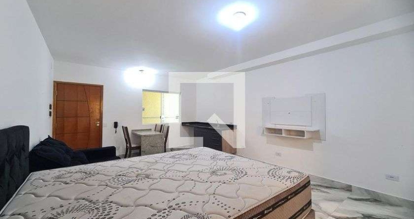 Kitnet / Stúdio para alugar na Rua Ibiporã, Parque Residencial Oratorio, São Paulo