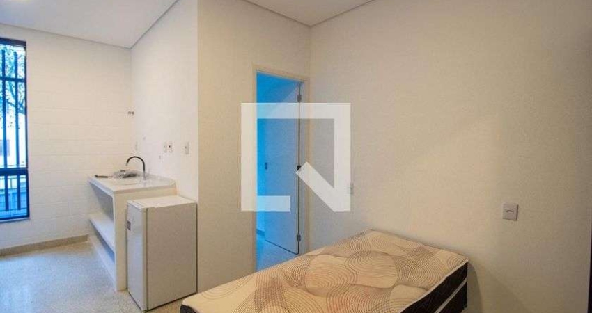 Kitnet / Stúdio para Aluguel - Jardim Éster Yolanda, 1 Quarto,  22 m² - São Paulo