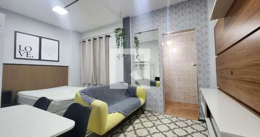 Kitnet / Stúdio para Aluguel - Embaré, 1 Quarto,  30 m² - Santos