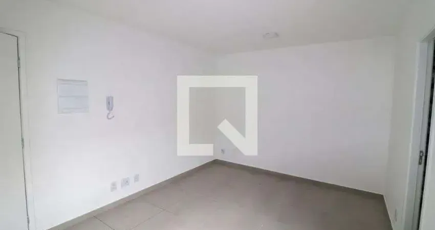 Apartamento para alugar na Rua Pretória, Vila Carrão, São Paulo