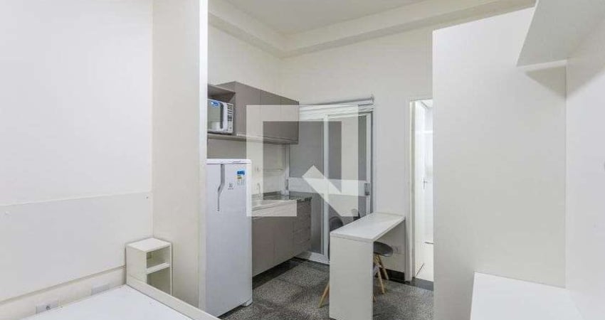 Kitnet / Stúdio para Aluguel - Bom Retiro, 1 Quarto,  16 m² - São Paulo