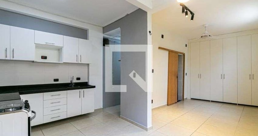 Casa para Aluguel - Tatuapé, 1 Quarto,  36 m² - São Paulo