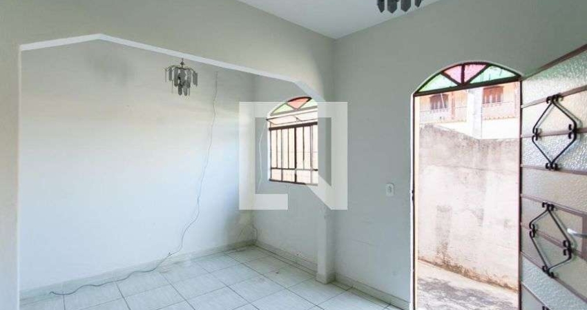 Casa para Aluguel - Jaqueline, 3 Quartos,  330 m² - Belo Horizonte