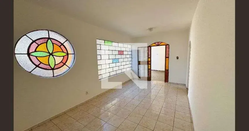 Casa para Aluguel - Araguaia, 3 Quartos,  125 m² - Belo Horizonte