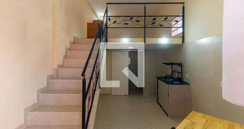 Casa para Aluguel - Vila Prudente, 1 Quarto,  27 m² - São Paulo