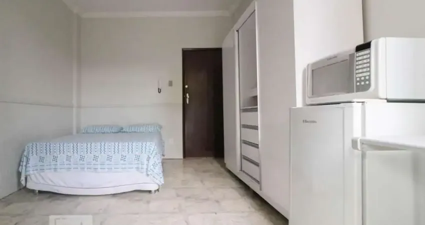 Kitnet / Stúdio para Aluguel - Carlos Prates, 1 Quarto,  23 m² - Belo Horizonte