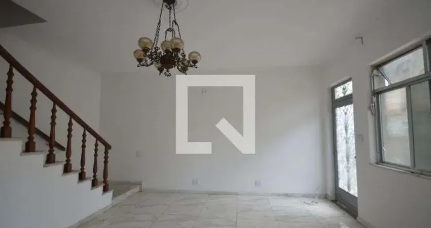 Casa para Aluguel - Campinho, 3 Quartos,  270 m² - Rio de Janeiro