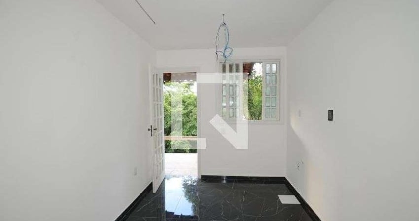 Apartamento para Aluguel - Vila Valqueire, 1 Quarto,  56 m² - Rio de Janeiro