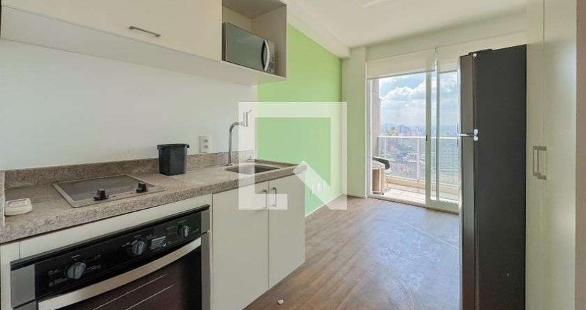 Kitnet / Stúdio para Aluguel - Liberdade, 1 Quarto,  24 m² - São Paulo