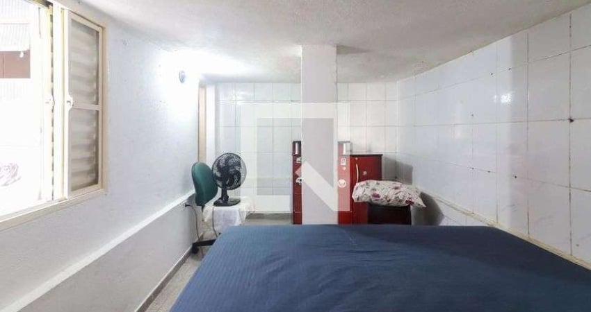 Casa para Aluguel - Butantã, 1 Quarto,  60 m² - São Paulo