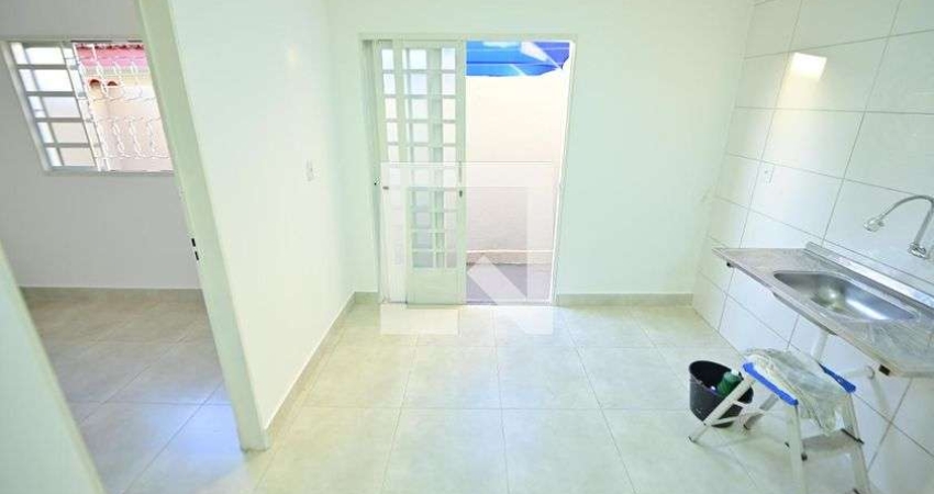 Kitnet / Stúdio para Aluguel - Alto da Glória, 1 Quarto,  33 m² - Goiânia