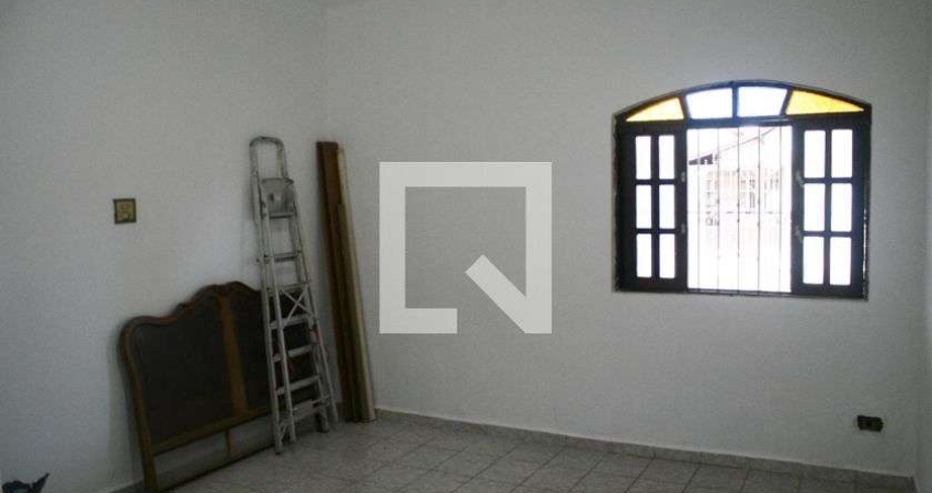 Casa para Aluguel - Nova Mirim, 1 Quarto,  108 m² - Praia Grande