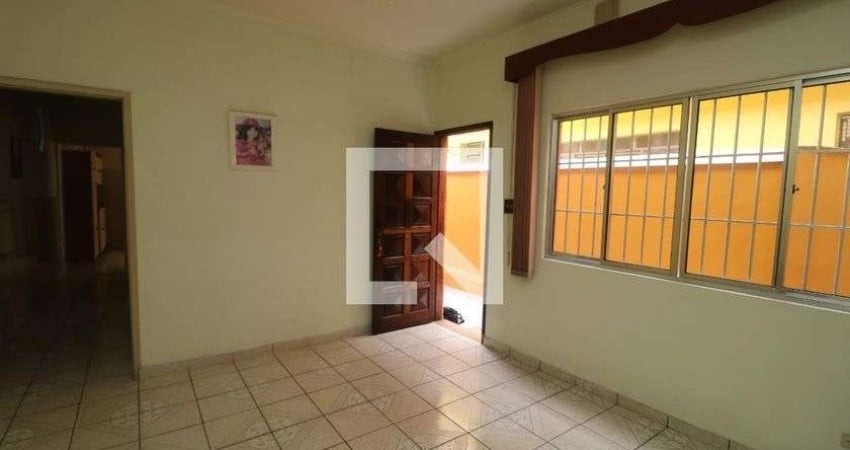 Casa para Aluguel - Jardim Santa Teresinha, 2 Quartos,  120 m² - São Paulo