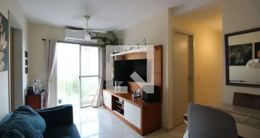 Apartamento para Aluguel - Taquara, 2 Quartos,  52 m² - Rio de Janeiro
