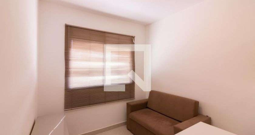 Apartamento para Aluguel - Jardim Sao Luis, 1 Quarto,  29 m² - São Paulo